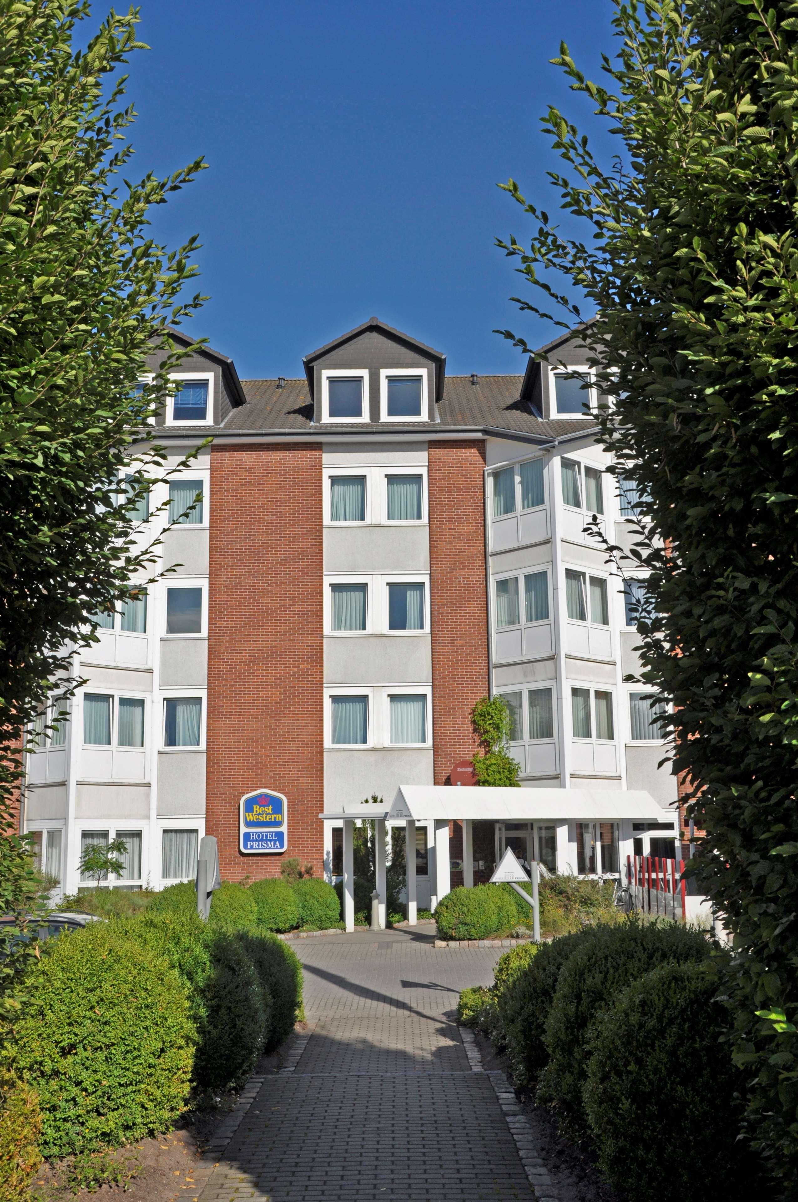 Western Prisma Hotel 3*