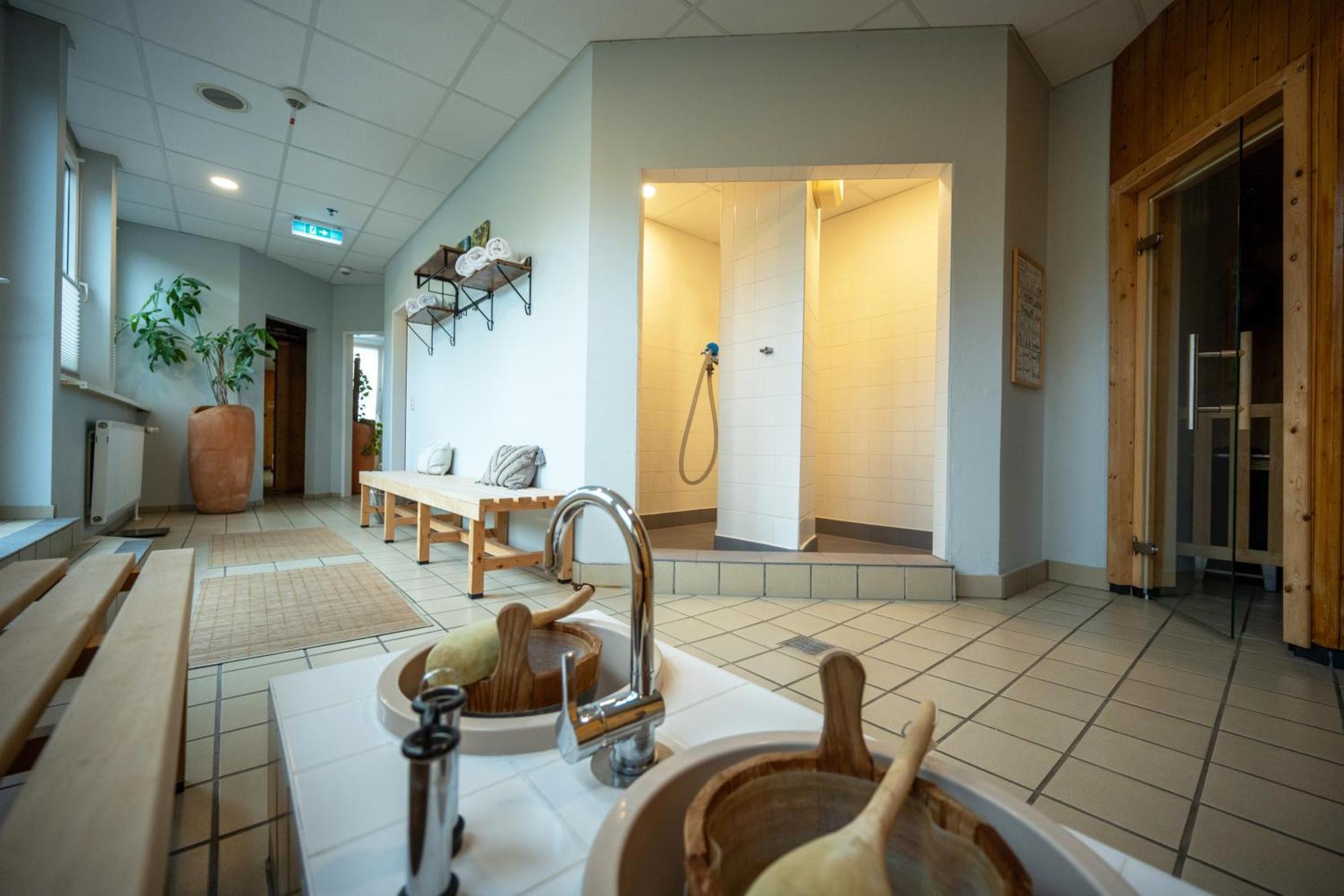 Western Prisma Hotel 3*